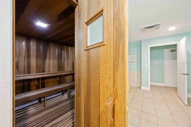 9606 VALENCIA COVE, Bradenton, FL 34210