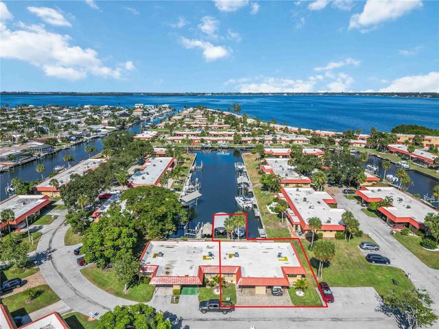 9606 VALENCIA COVE, Bradenton, FL 34210