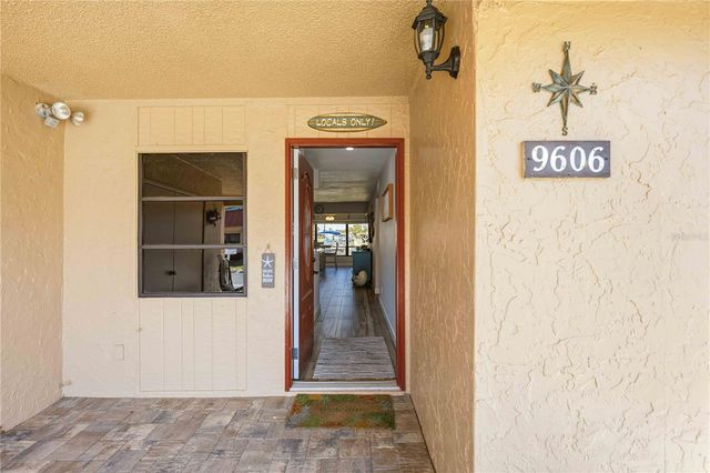 9606 VALENCIA COVE, Bradenton, FL 34210