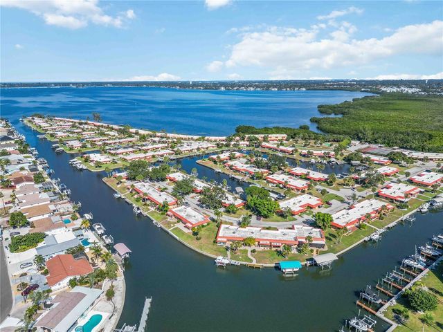 9606 VALENCIA COVE, Bradenton, FL 34210