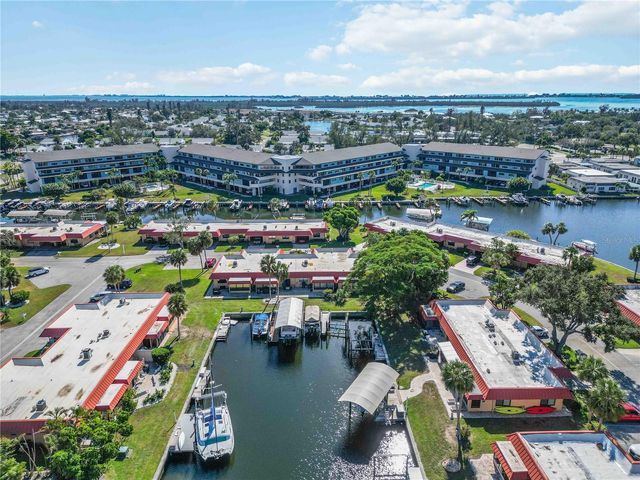 9606 VALENCIA COVE, Bradenton, FL 34210