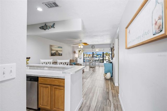 9606 VALENCIA COVE, Bradenton, FL 34210