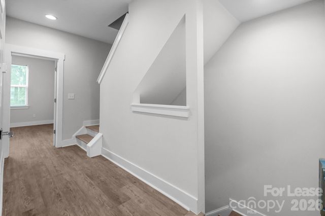 570 W End Drive, Charlotte, NC 28208
