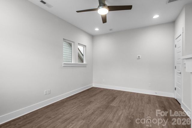570 W End Drive, Charlotte, NC 28208