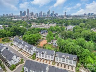 570 W End Drive, Charlotte, NC 28208