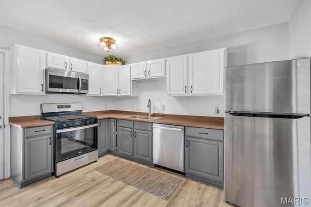 3605 Thyme Drive, St Charles, MO 63303