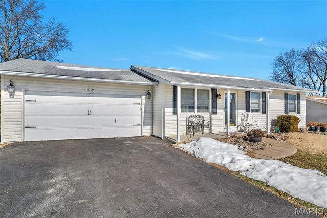 3605 Thyme Drive, St Charles, MO 63303