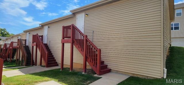 116 Willott Square Drive, St Peters, MO 63376