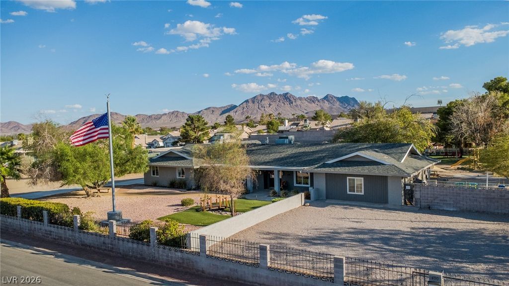 400 Sebastian Avenue, Henderson, NV 89002 — exterior