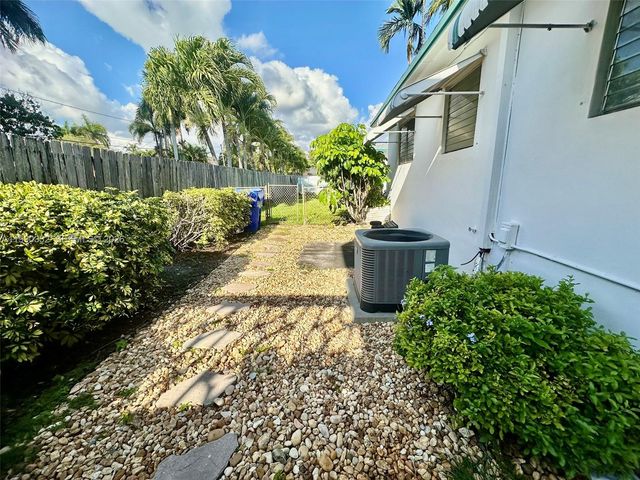 1518 Garfield St Rear, Hollywood, FL 33020