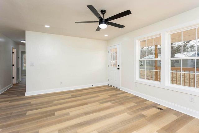 333 Cross Road, Dunlap, TN 37327