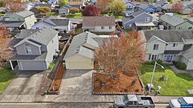 3086 SE 23rd Av, Albany, OR 97322