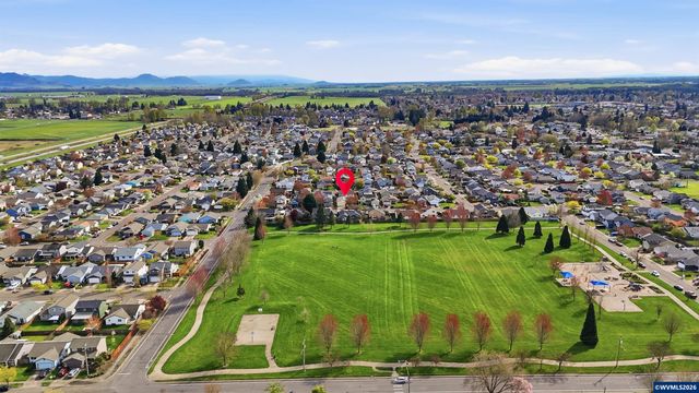 3086 SE 23rd Av, Albany, OR 97322