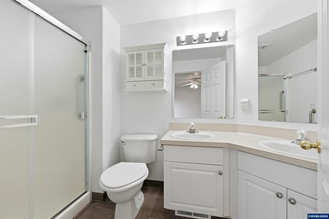 3086 SE 23rd Av, Albany, OR 97322