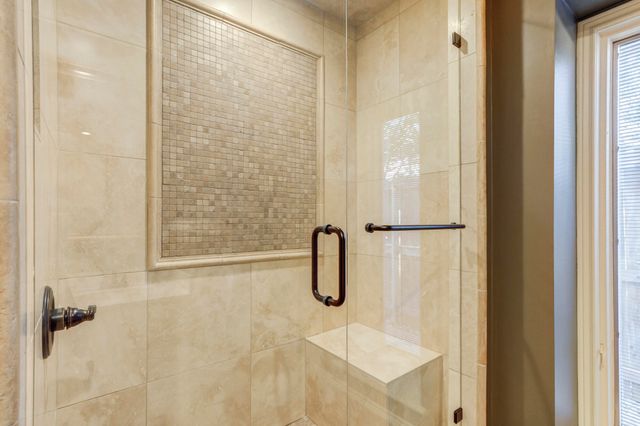 8405 Vicksburg Avenue, Lubbock, TX 79424