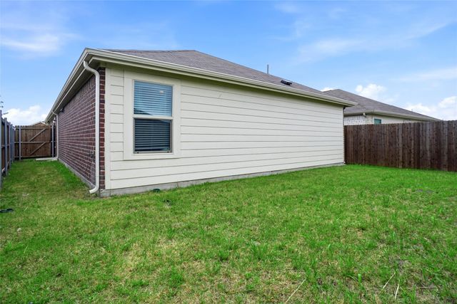 2505 Russell Street, Crandall, TX 75114