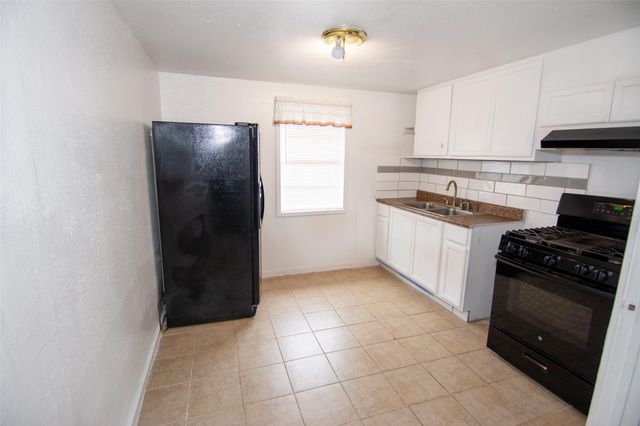 2505 Deutser Street, Houston, TX 77093