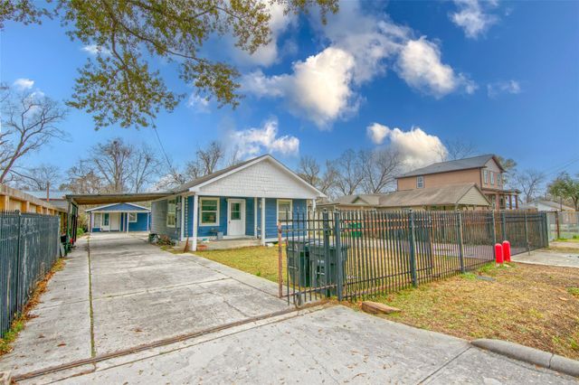 2505 Deutser Street, Houston, TX 77093