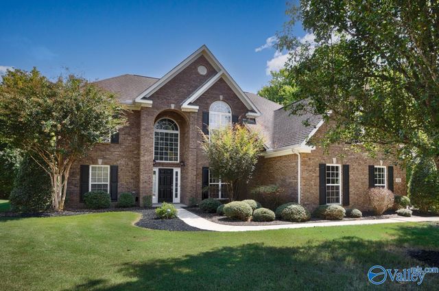 176 Riverwalk Trail, New Market, AL 35761
