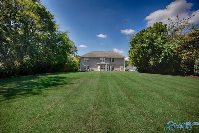 176 Riverwalk Trail, New Market, AL 35761