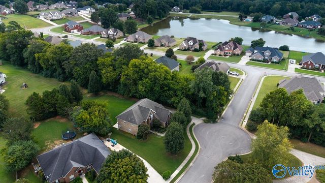 176 Riverwalk Trail, New Market, AL 35761