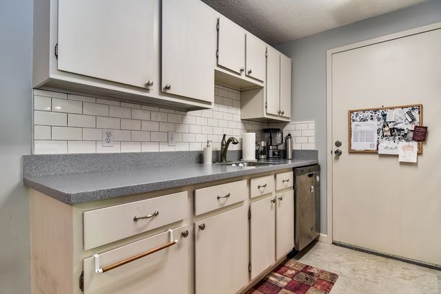 34 Silver Hill 12, Natick, MA 01760