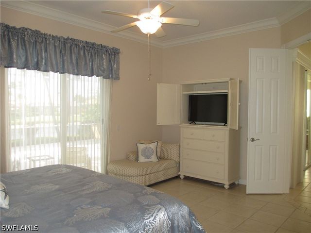 4345 Montalvo CT, Naples, FL 34109