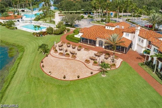 4345 Montalvo CT, Naples, FL 34109