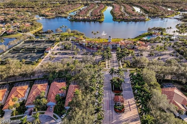 4345 Montalvo CT, Naples, FL 34109