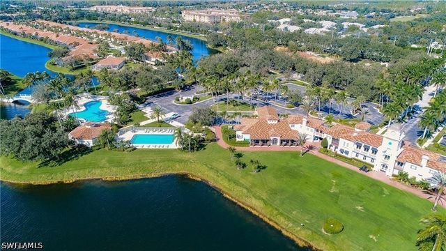 4345 Montalvo CT, Naples, FL 34109