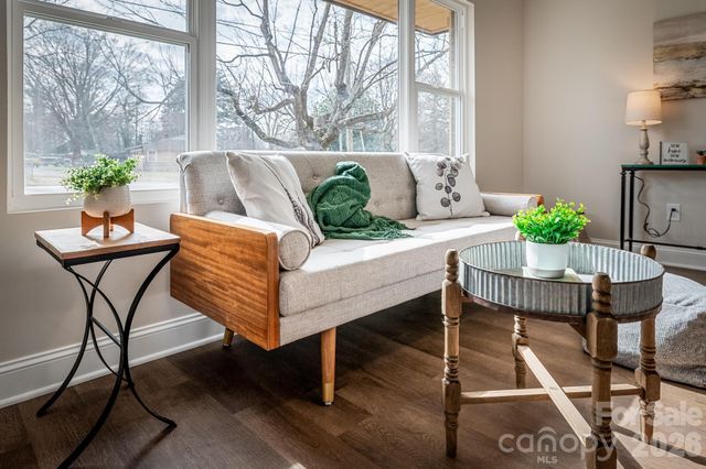 445 Hillcrest Drive, Statesville, NC 28677