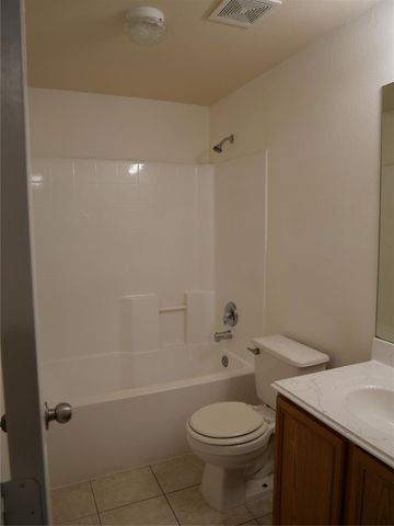 6289 Wilcrest Drive 6202, Houston, TX 77072