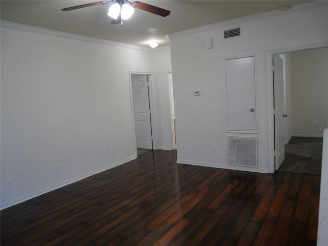 6289 Wilcrest Drive 6202, Houston, TX 77072