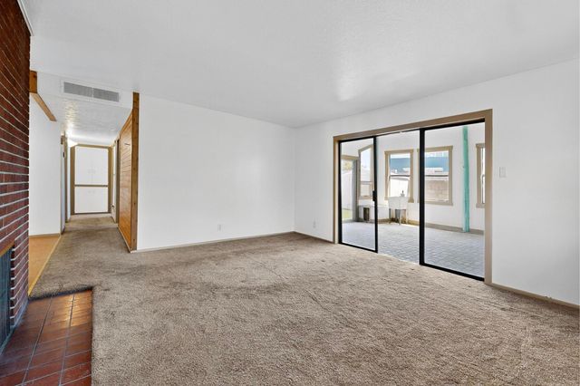 3900 DELAMAR Avenue NE, Albuquerque, NM 87110