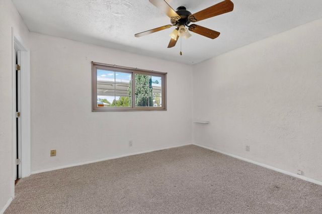 3900 DELAMAR Avenue NE, Albuquerque, NM 87110