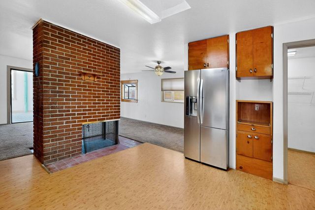 3900 DELAMAR Avenue NE, Albuquerque, NM 87110