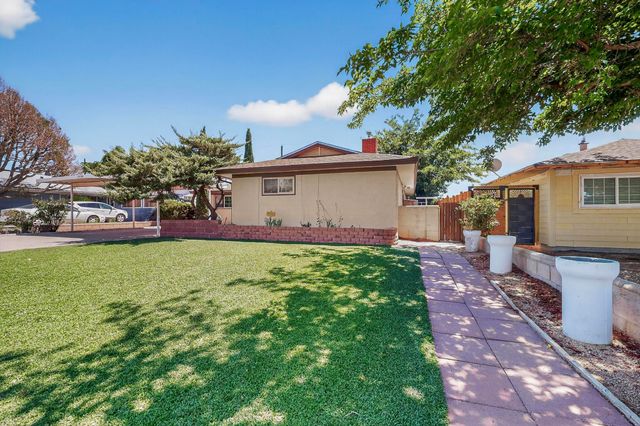 3900 DELAMAR Avenue NE, Albuquerque, NM 87110