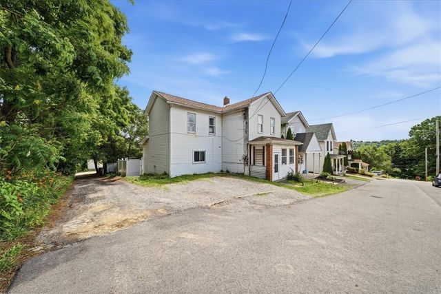 125 Atlas Ave, East Rochester, PA 15074