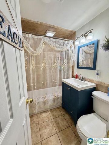 1310 Beverly Avenue, Bethlehem City, PA 18018