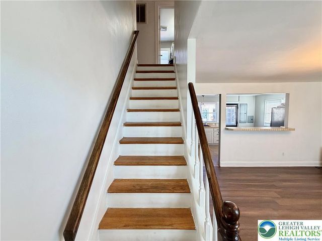 1310 Beverly Avenue, Bethlehem City, PA 18018