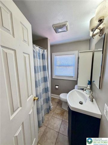 1310 Beverly Avenue, Bethlehem City, PA 18018