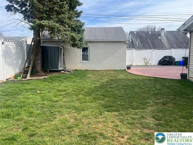 1310 Beverly Avenue, Bethlehem City, PA 18018