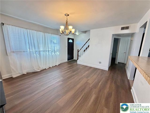 1310 Beverly Avenue, Bethlehem City, PA 18018