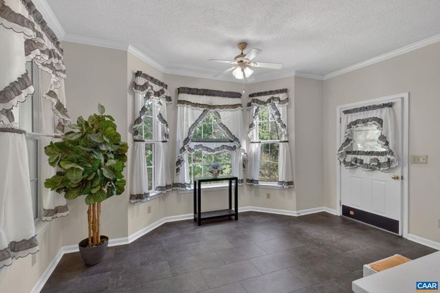102 HAPPY VALLEY RD, Keswick, VA 22947