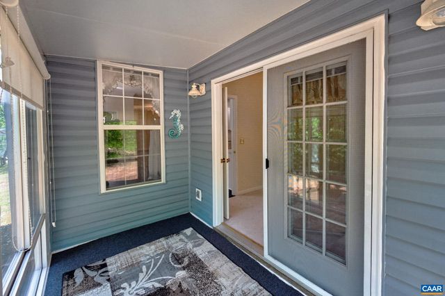 102 HAPPY VALLEY RD, Keswick, VA 22947