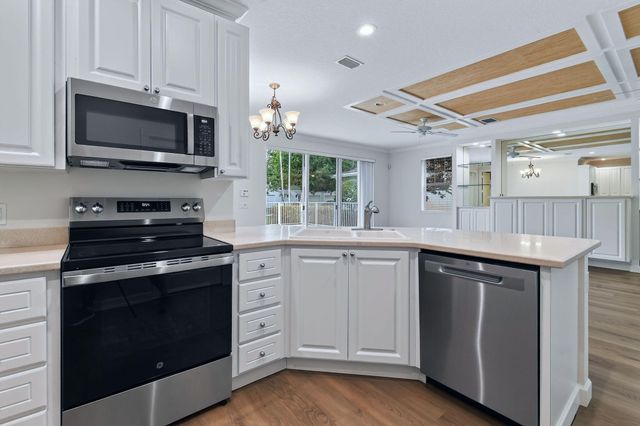 303 Caravelle Drive, Jupiter, FL 33458