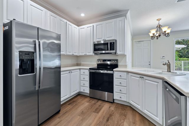 303 Caravelle Drive, Jupiter, FL 33458