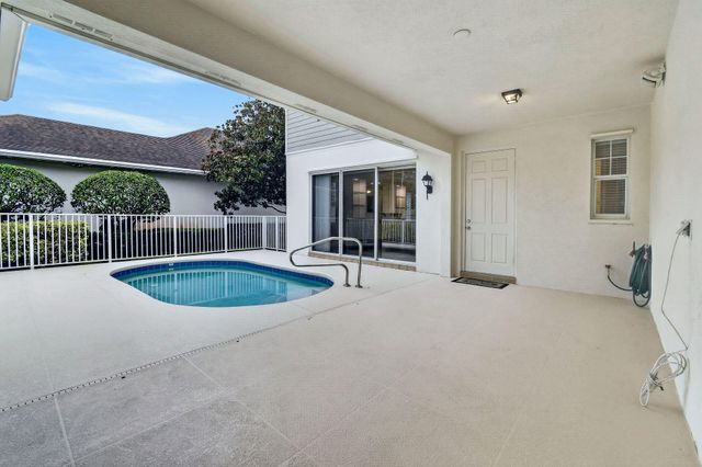 303 Caravelle Drive, Jupiter, FL 33458