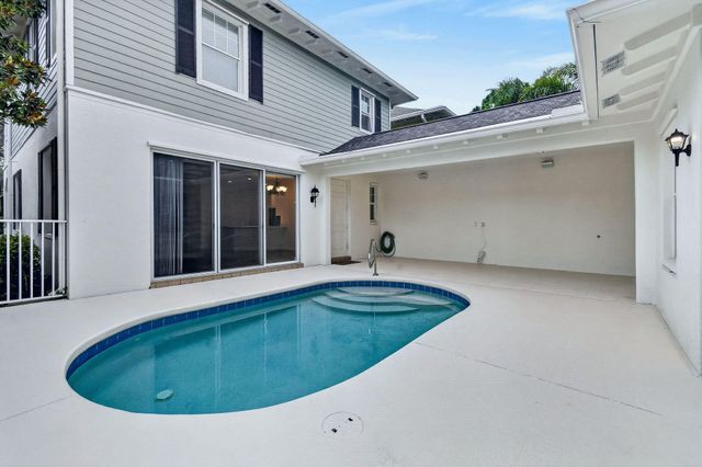 303 Caravelle Drive, Jupiter, FL 33458