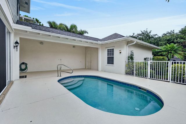 303 Caravelle Drive, Jupiter, FL 33458